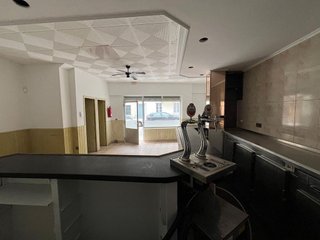Local comercial en venta en Porta Nova en Ferrol