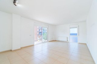Piso en venta en L'Eixample en Figueres