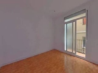 Piso en venta en El Raval en Barcelona