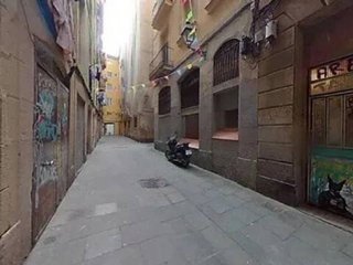 Piso en venta en El Raval en Barcelona