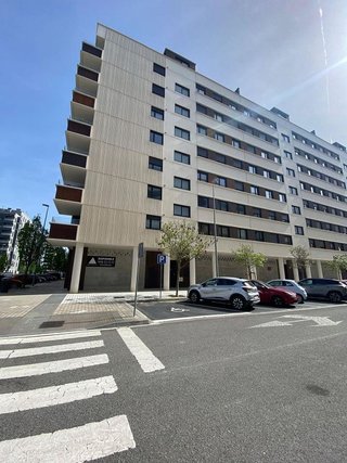 Local comercial en alquiler en Lezkairu en Pamplona