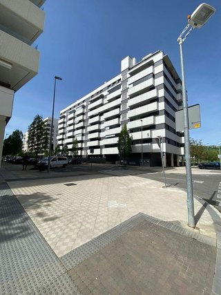 Local comercial en alquiler en Lezkairu en Pamplona