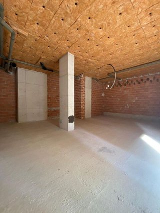 Local comercial en alquiler en Lezkairu en Pamplona