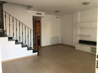Casa adosada en venta en Nuevo Centro en Sagunto
