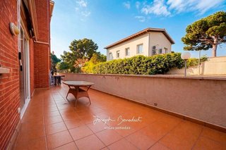 Piso en venta en Lluminetes en Castelldefels