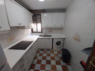 Piso en alquiler en Camino de Ronda - Rosaleda en Granada