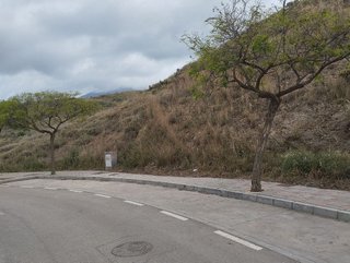 Terreno en venta en Los Pacos en Fuengirola