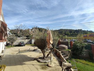 Chalet en venta en Corbera de Llobregat