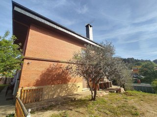Chalet en venta en Corbera de Llobregat