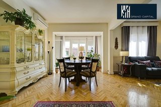 Piso en venta en Eixample Nord – La Devesa en Girona