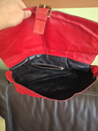 Borsa rossa in pelle