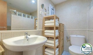 Piso en venta en Port Esportiu - Puig Rom - Canyelles en Roses