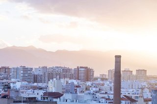 Piso en venta en La Goleta - San Felipe Neri en Málaga