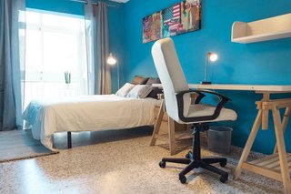 Piso en venta en La Goleta - San Felipe Neri en Málaga