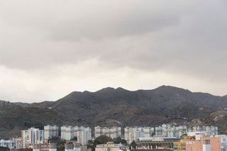 Piso en venta en La Goleta - San Felipe Neri en Málaga