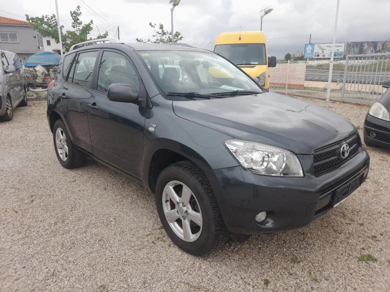 TOYOTA RAV 4 TRACCION 4X4 - foto 1