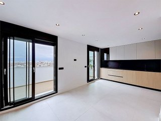 Ático en venta en Parque Mediterráneo - Santa Paula en Málaga