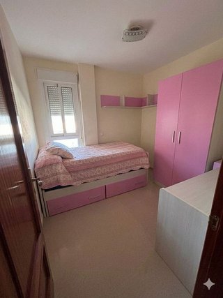 Piso en venta en La Granja-La Colina-Los Pastores en Algeciras