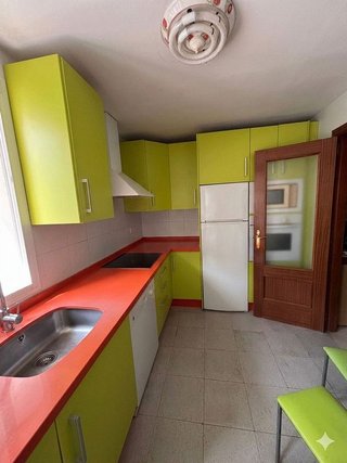 Piso en venta en La Granja-La Colina-Los Pastores en Algeciras
