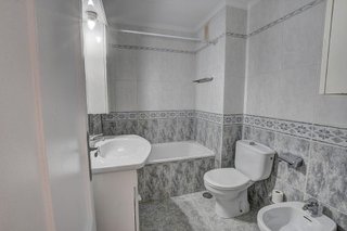 Piso en venta en Arroyo de la Miel en Benalmádena