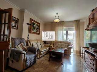 Piso en venta en La Luz - El Torcal en Málaga