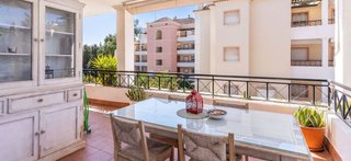 Piso en venta en Los Naranjos - Las Brisas en Marbella