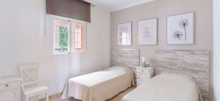 Piso en venta en Los Naranjos - Las Brisas en Marbella