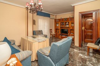 Piso en venta en Linares