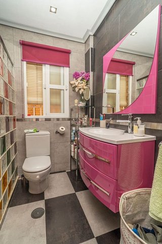 Piso en venta en Linares