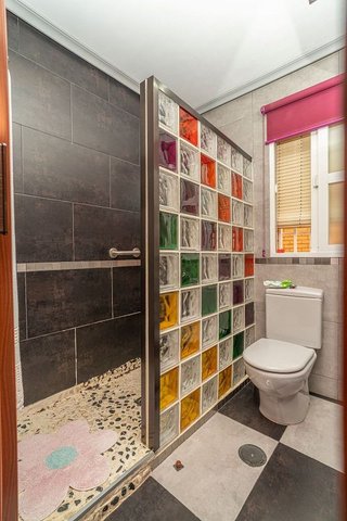 Piso en venta en Linares