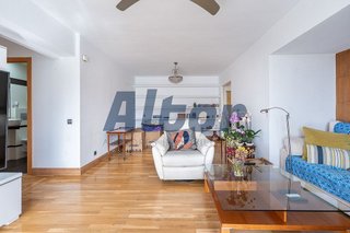 Piso en venta en Salvador en Madrid