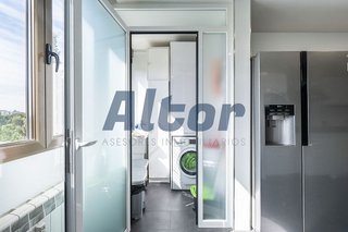 Piso en venta en Salvador en Madrid