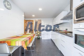 Piso en venta en Salvador en Madrid