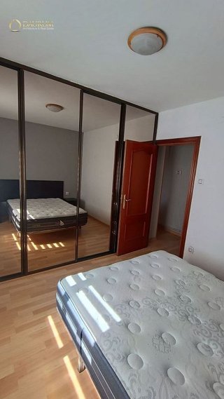 Piso en venta en Peñagrande en Madrid