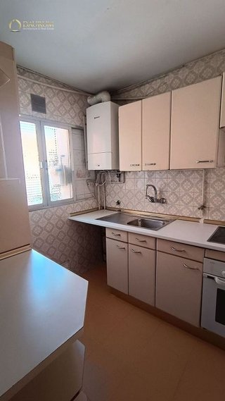 Piso en venta en Peñagrande en Madrid