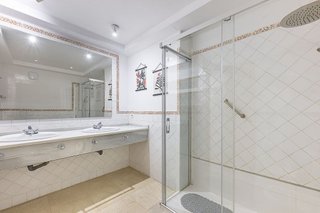 Piso en venta en Elviria en Marbella