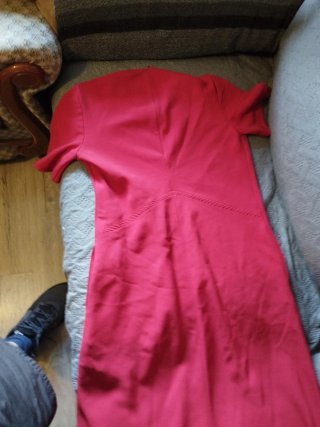 Vestido midi Zara rojo talla M