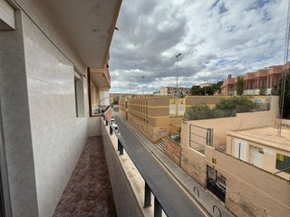 Piso en venta en Virgen del Remedio en Alicante
