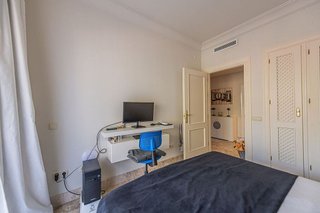 Piso en venta en Los Naranjos - Las Brisas en Marbella