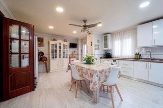 Piso en venta en Parque Victoria Eugenia en Málaga