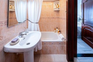 Piso en venta en Parque Victoria Eugenia en Málaga