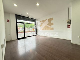 Local comercial en alquiler en Eixample en Prat de Llobregat, El