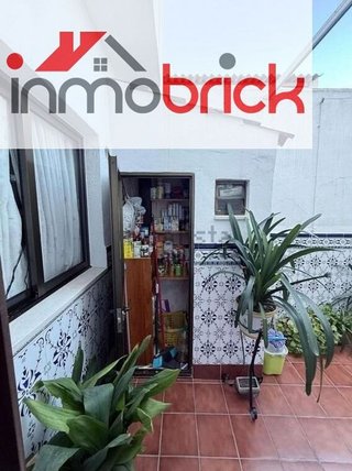 Chalet en venta en Lucena