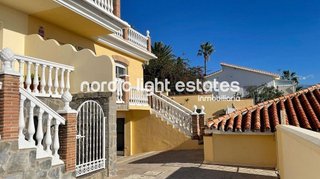 Casa en venta en Urbanización Santa Rosa en Torrox