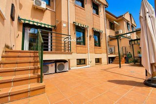 Casa adosada en venta en Fresnos en Torrejón de Ardoz