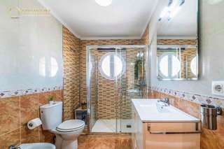 Casa adosada en venta en Centro en Bormujos