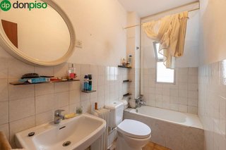 Chalet en venta en Iznalloz
