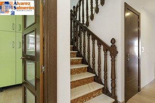 Casa adosada en venta en Zubia (La)