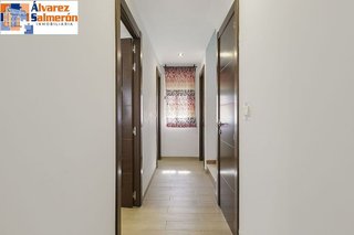 Casa adosada en venta en Zubia (La)