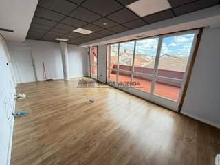 Oficina en alquiler en Centro en Ourense